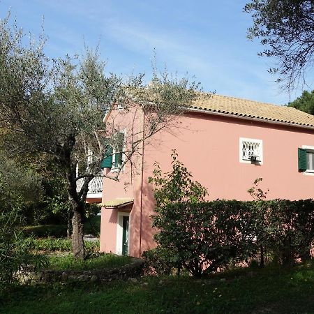 Villa Leda Karousádes Exterior foto