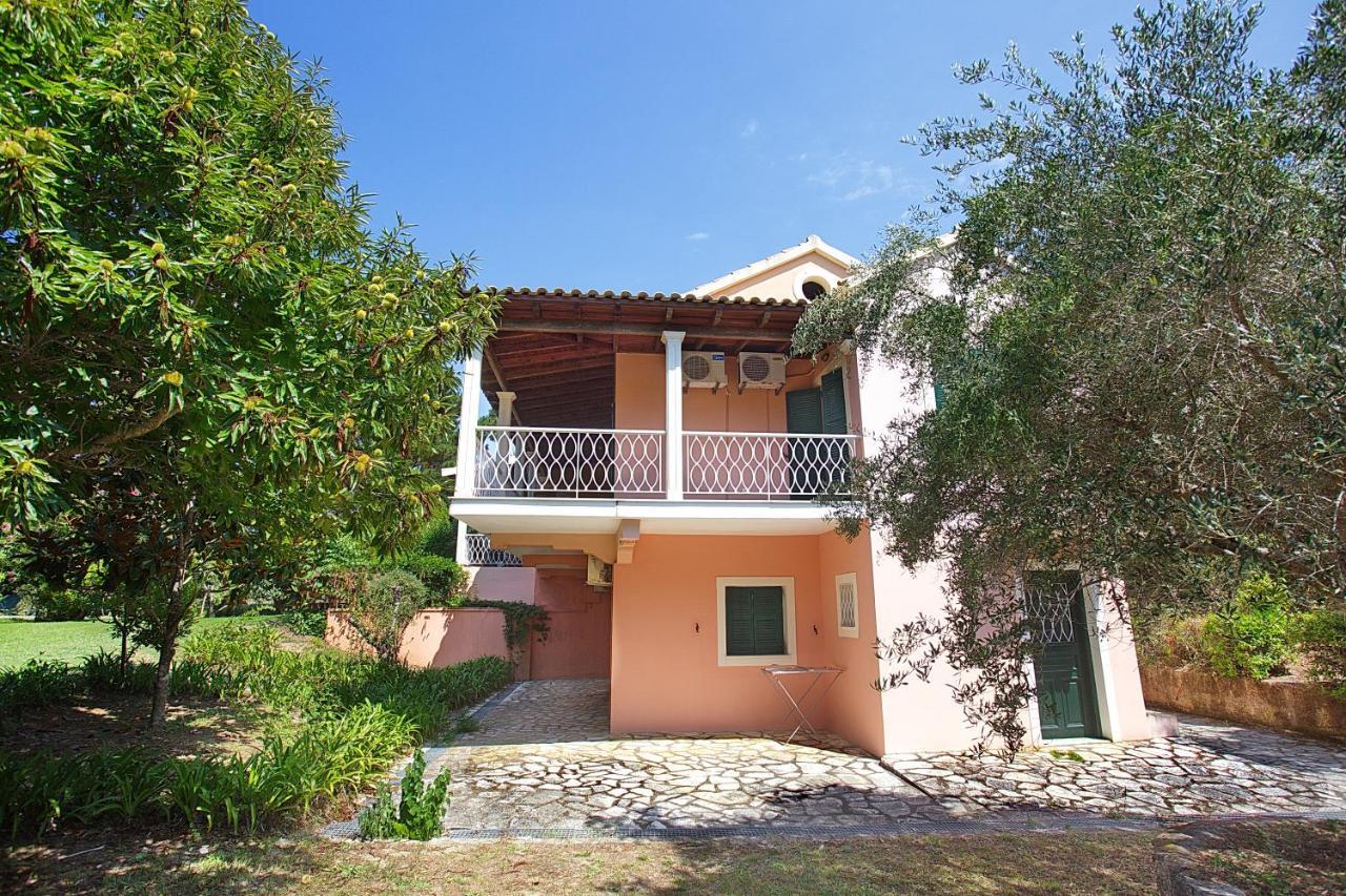 Villa Leda Karousádes Exterior foto